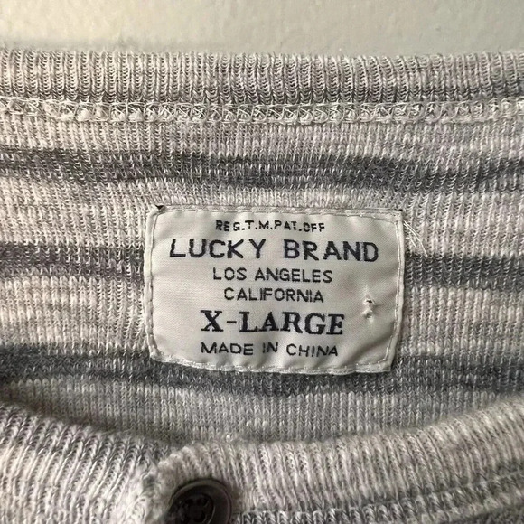LUCKY BRAND HENLEY SHIRT‎ X LARGE OFF WHITE & GRAY STRIPED LONG SLEEVE THERMAL - Picture 2 of 3